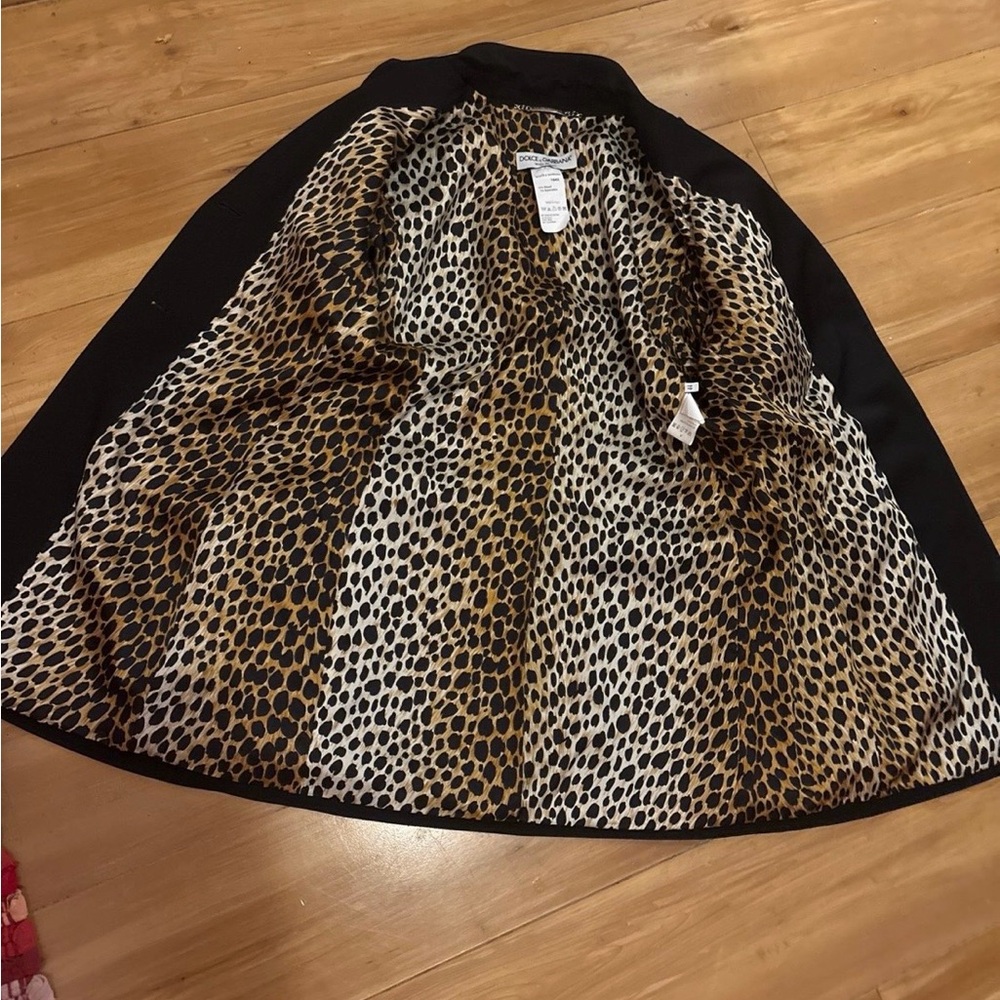 Dolce & Gabbana Black Blazer with Leopard Print Lining - Picture 6 of 9